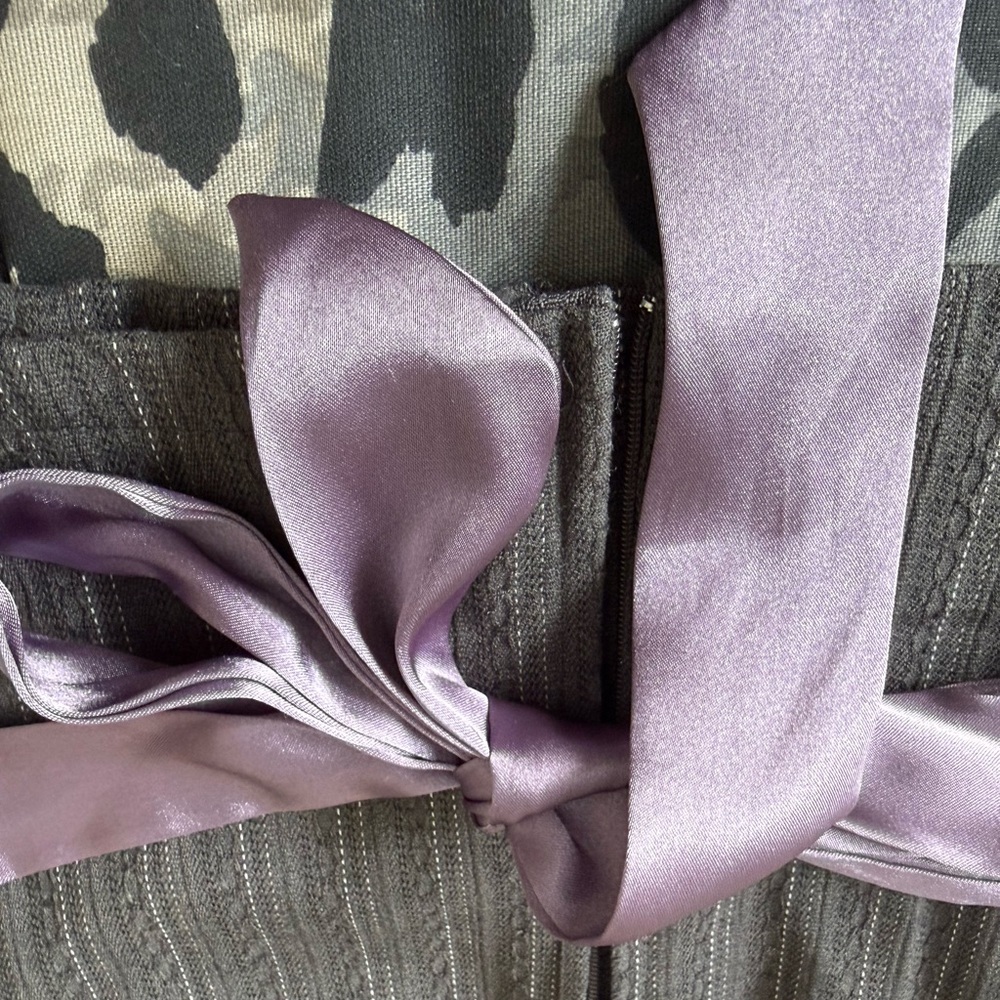 Chic Women's Gray and Purple Crop Top